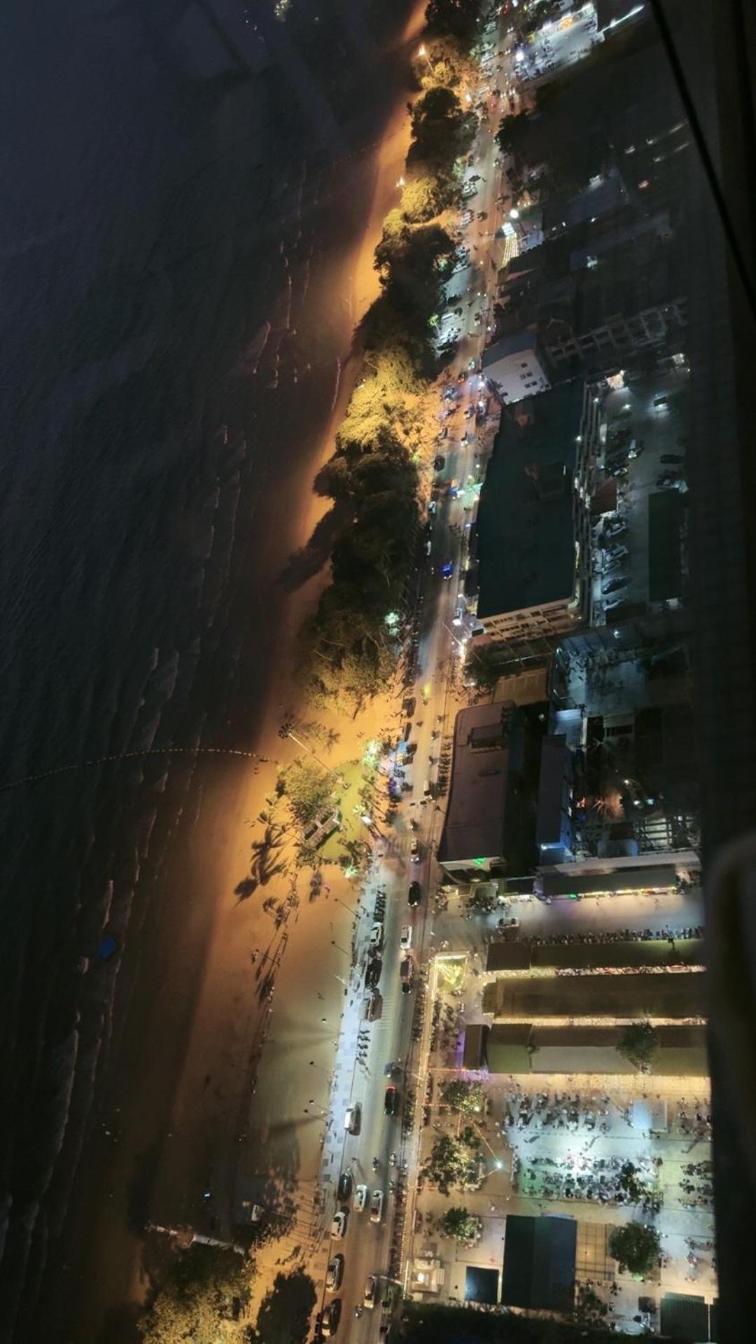 Copacabana Beach Jomtien 科帕卡巴纳海乔木提安海滩毗邻乔木提安夜市 Екстер'єр фото