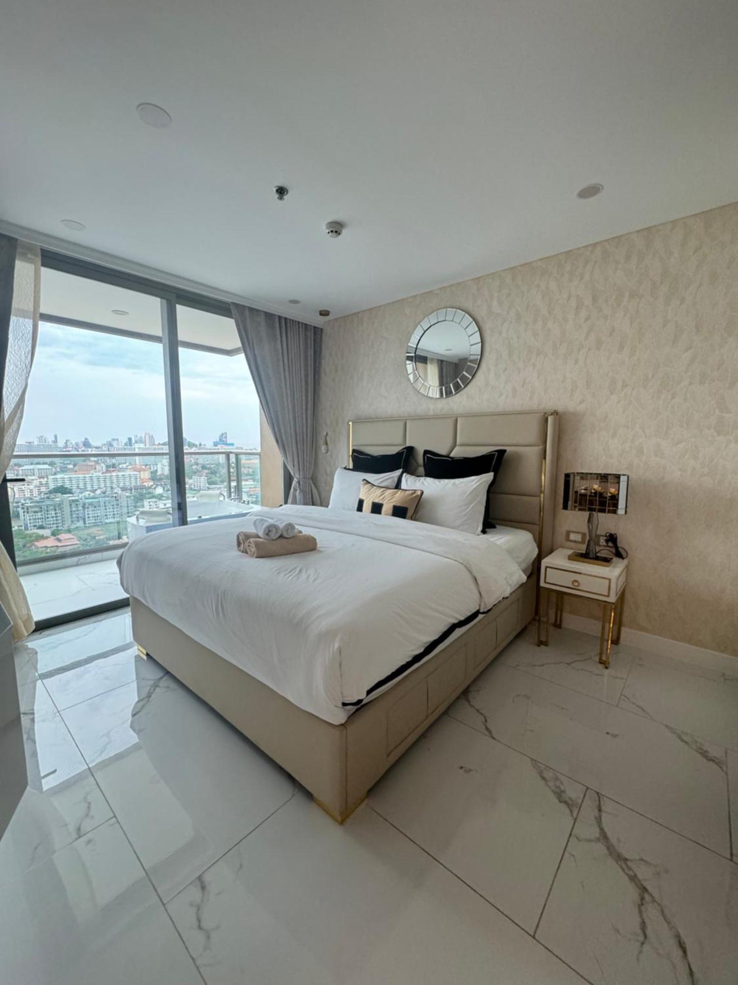 Copacabana Beach Jomtien 科帕卡巴纳海乔木提安海滩毗邻乔木提安夜市 Екстер'єр фото
