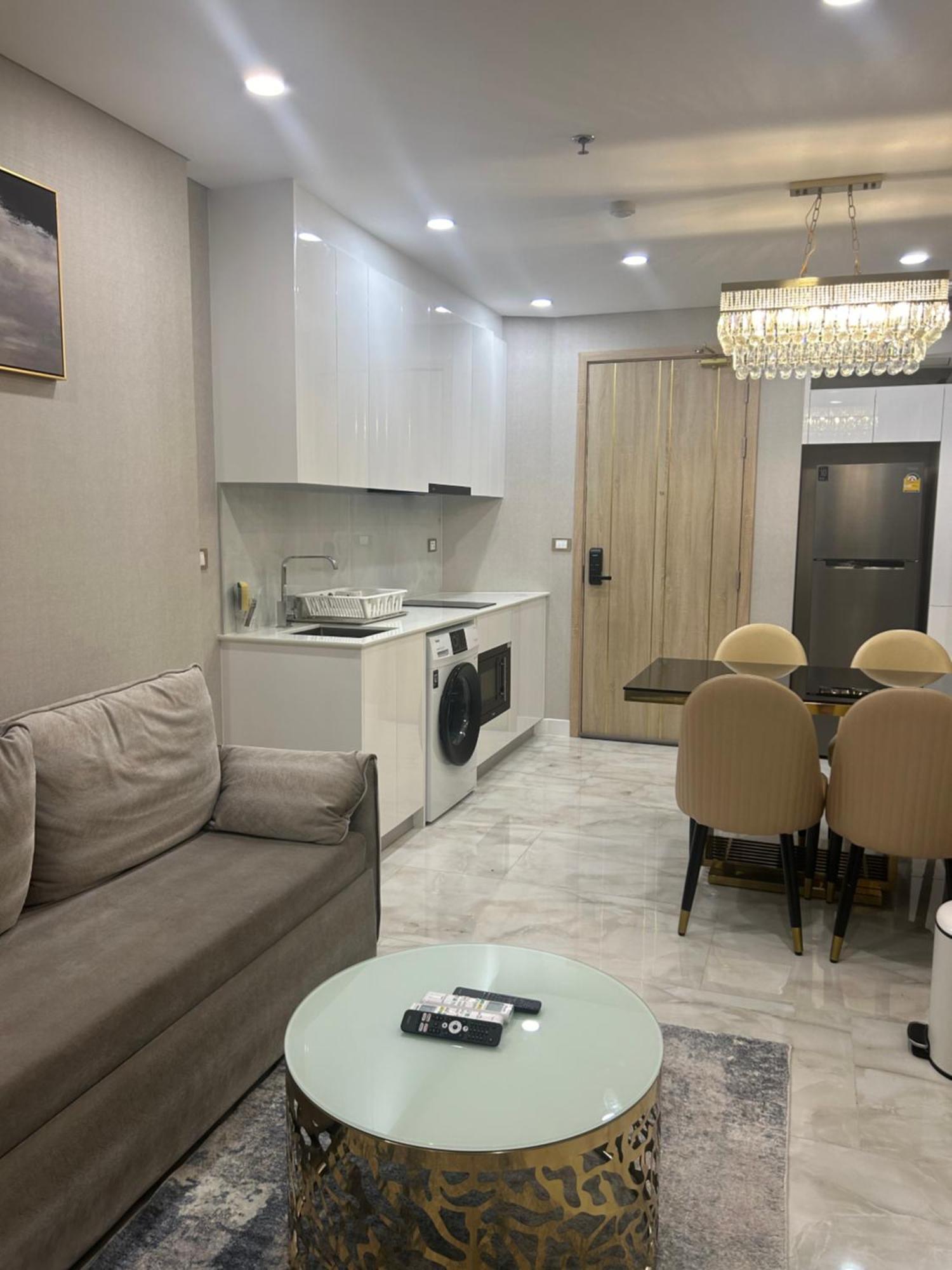 Copacabana Beach Jomtien 科帕卡巴纳海乔木提安海滩毗邻乔木提安夜市 Екстер'єр фото